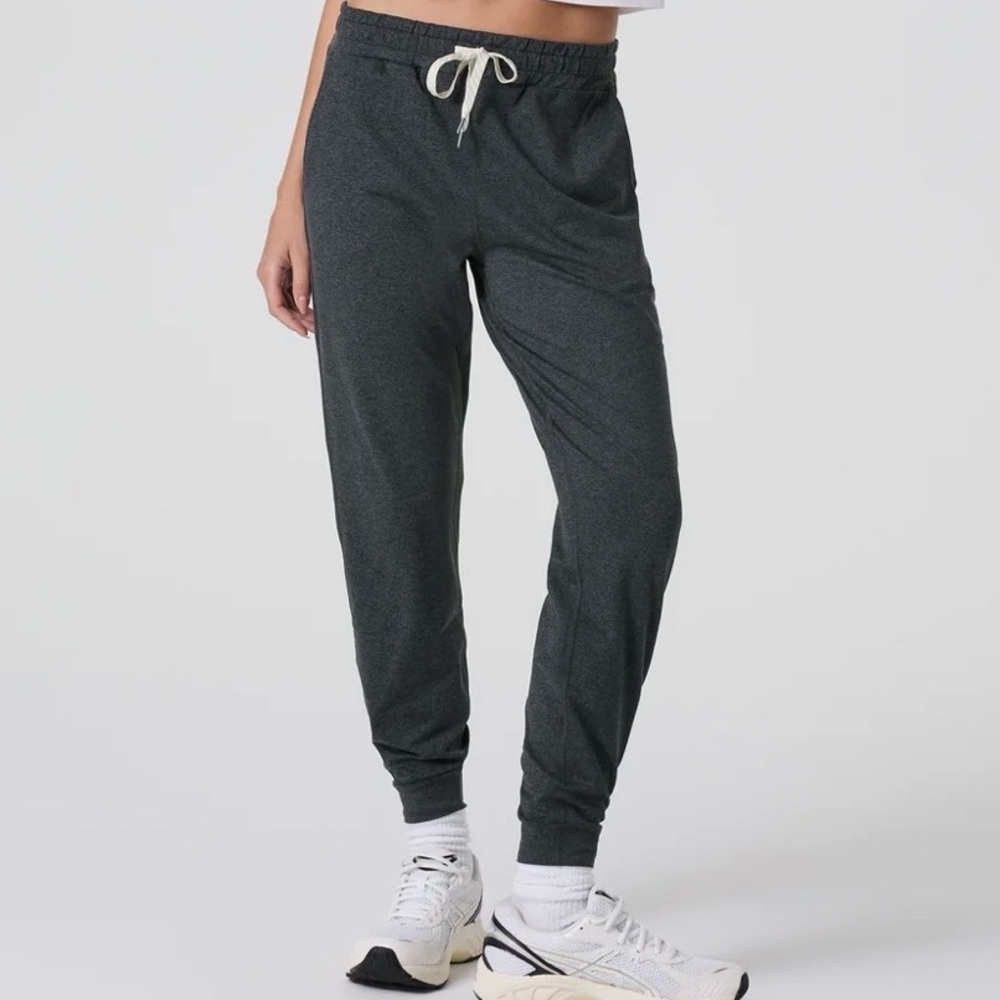 Vuori Charcoal Heather Performance Jogger